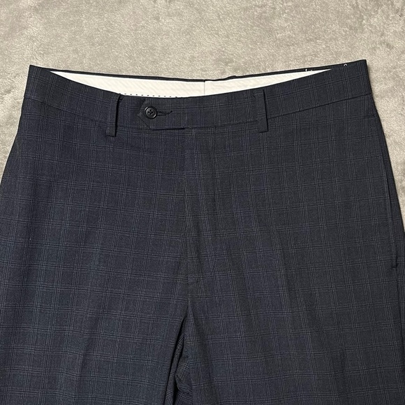 Daniel Cremieux Signature Collection Plaid Men's Pants Trousers - Size 32x30 - Picture 2 of 13